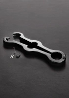 Steel by Shots Lederhalt metalowe dyby z trzema otworami, czarne
