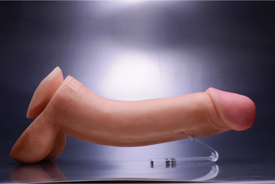 XR Brands Tom of Finland Tom's Cock realistyczne dildo z jądrami i przyssawką, 36 cm