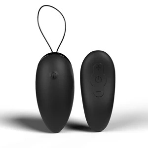 The Screaming O Premium Remote Egg czarny – jajeczko wibrujące z pilotem