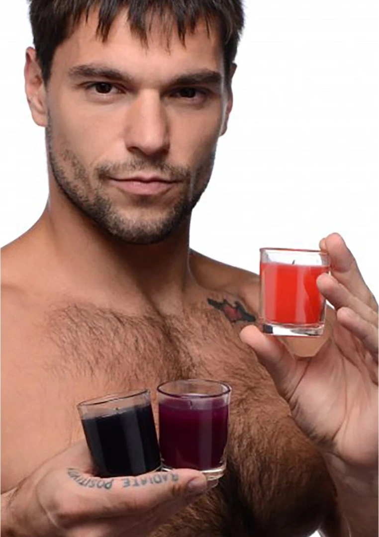 XR Brands zestaw 3 aromatycznych świec do masażu w szklanych pojemnikach